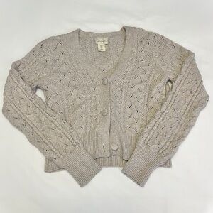 Oat grey cropped cable knit cardigan with button closure 
Brand: Jessica Simpson